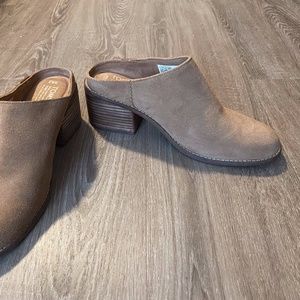Toms- Women's Brown Booties